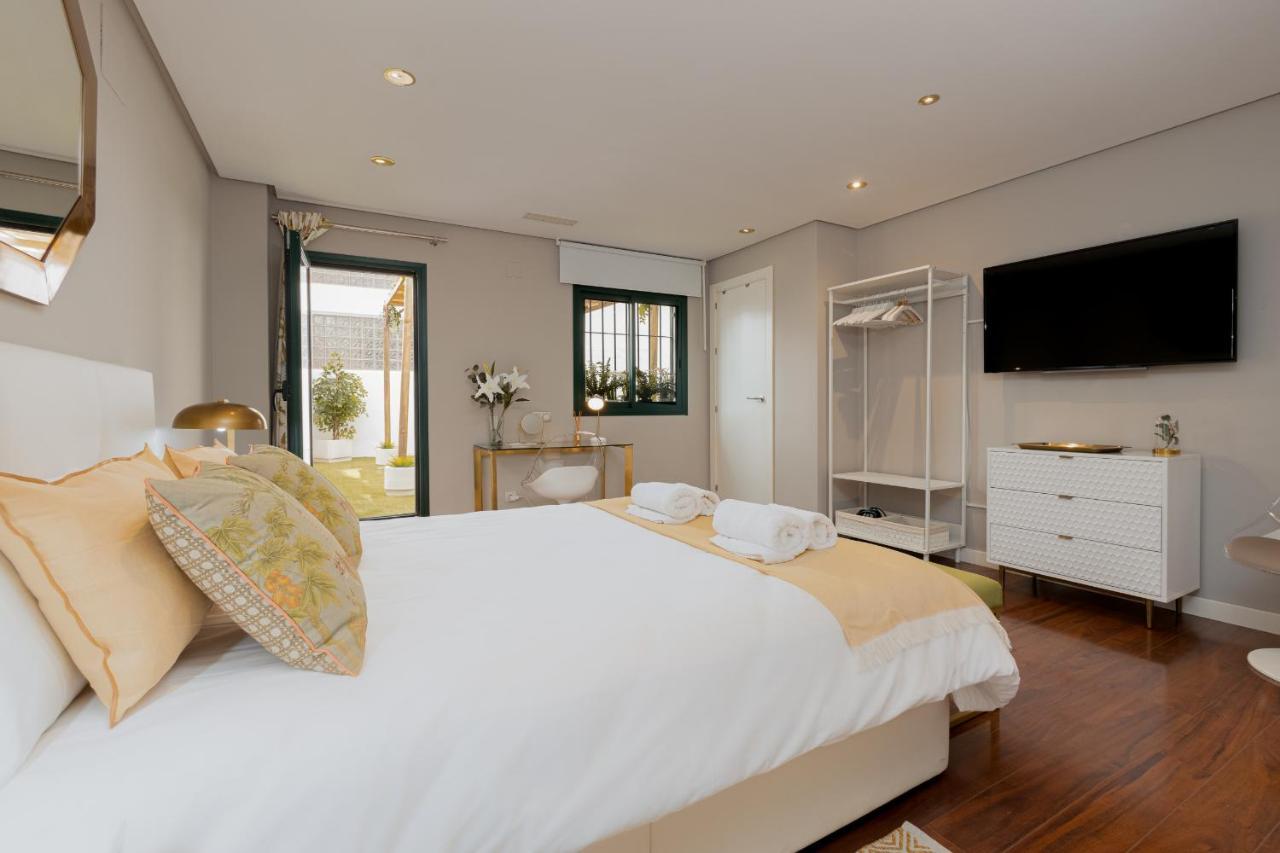 C30 Deluxe Studio With Terrace Into Cathedral Square Apartment Malaga Ngoại thất bức ảnh
