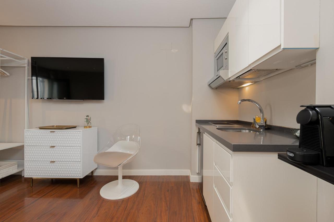 C30 Deluxe Studio With Terrace Into Cathedral Square Apartment Malaga Ngoại thất bức ảnh
