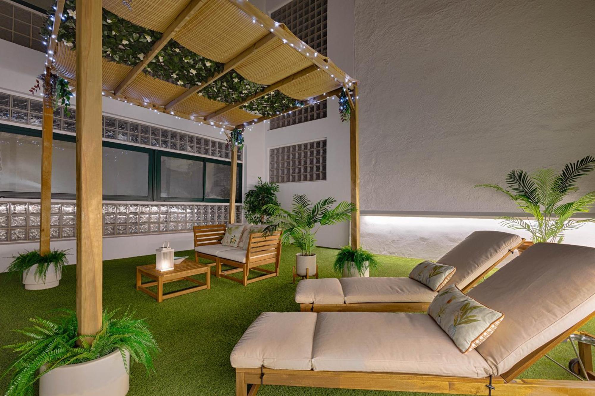 C30 Deluxe Studio With Terrace Into Cathedral Square Apartment Malaga Ngoại thất bức ảnh